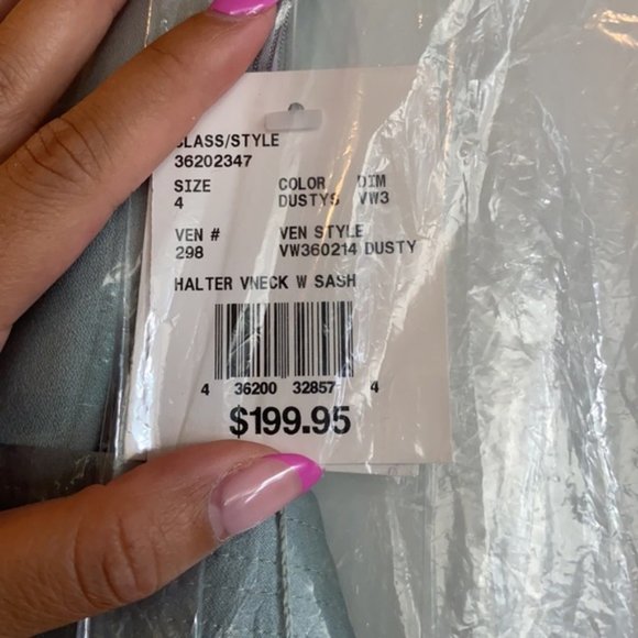 White by Vera Wang - Picture 4 of 4